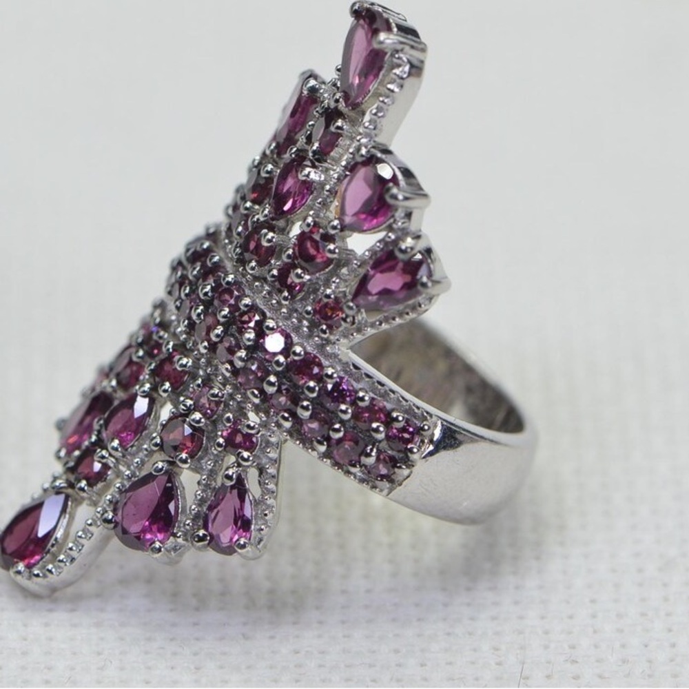 925 Rhodolite Garnet Pear Design Cocktail Ring - Picture 7 of 7